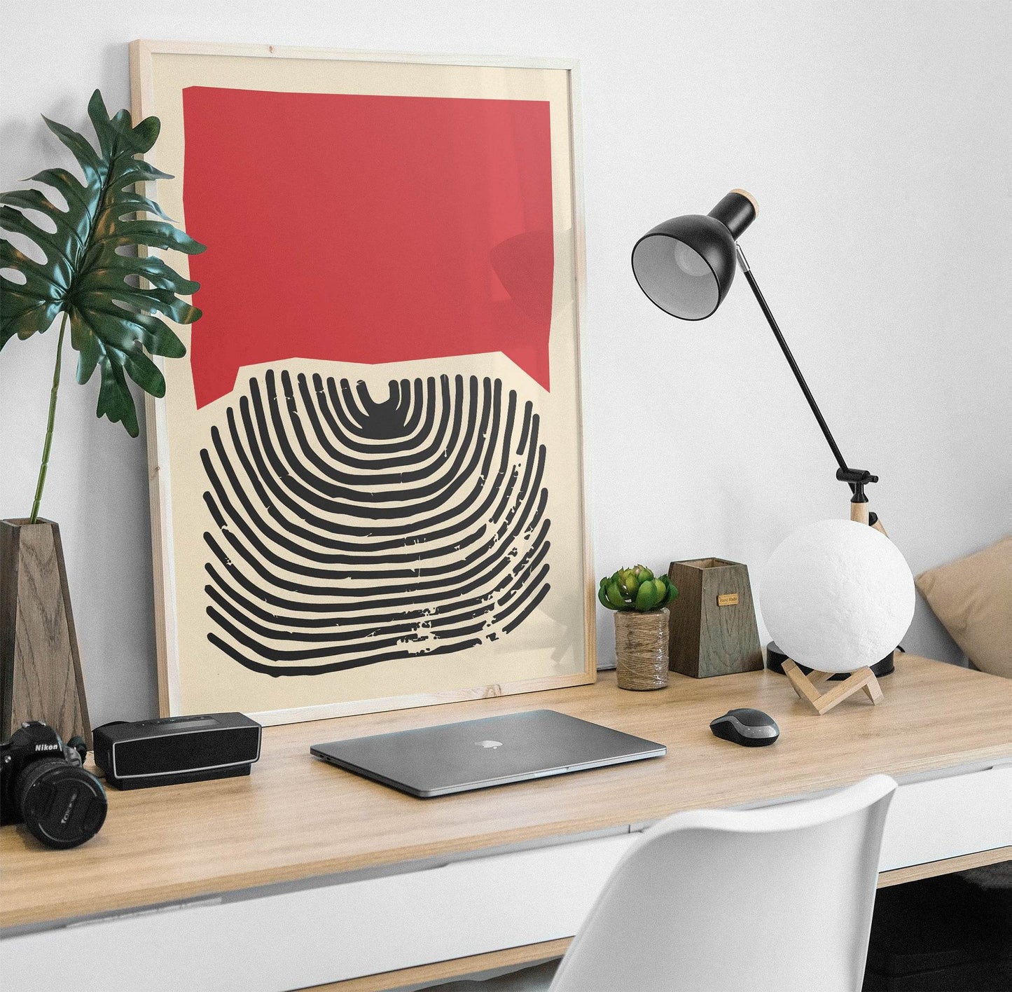 Tasteful Abstract Print - HypeSheriff