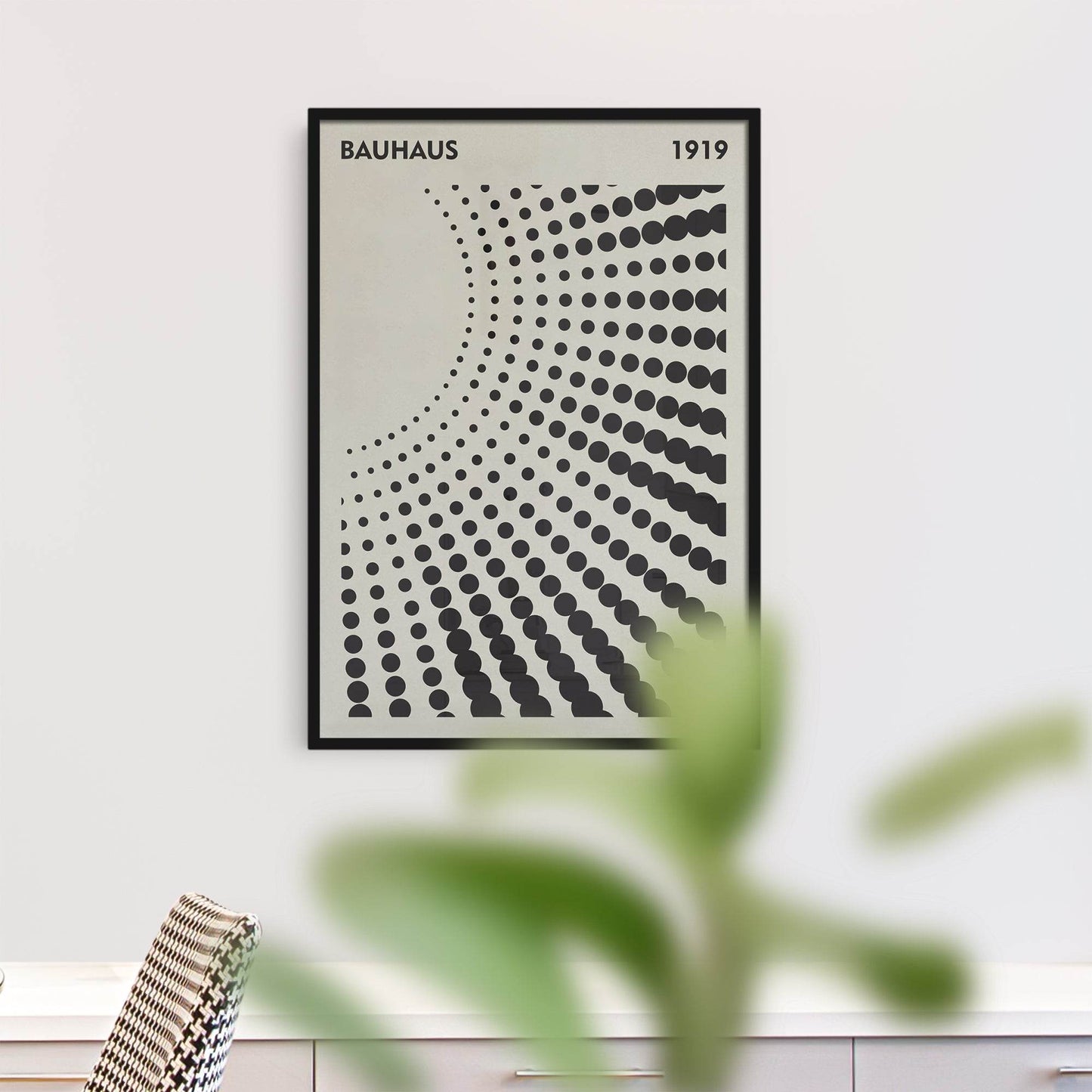 Bauhaus Dots Print - HypeSheriff