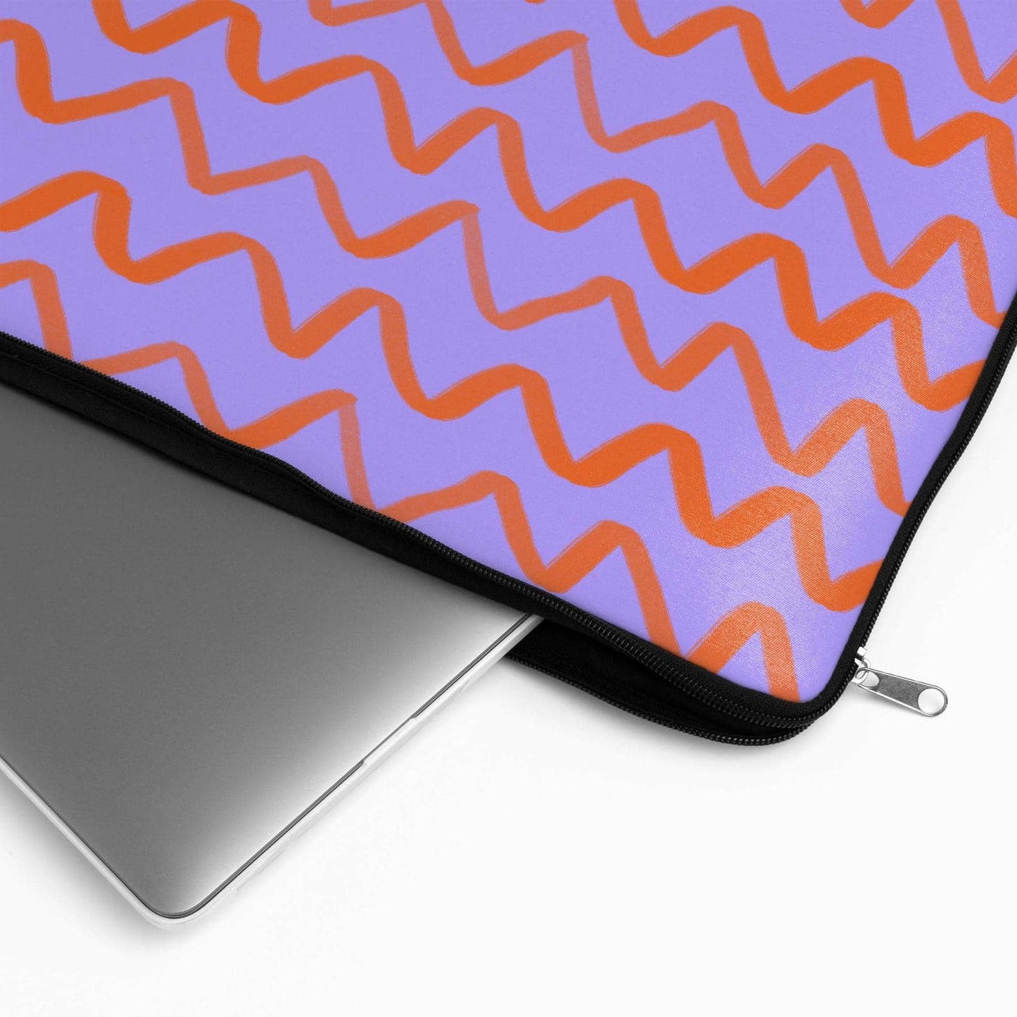 Retro Violet 60s Pattern MacBook Sleeve - HypeSheriff