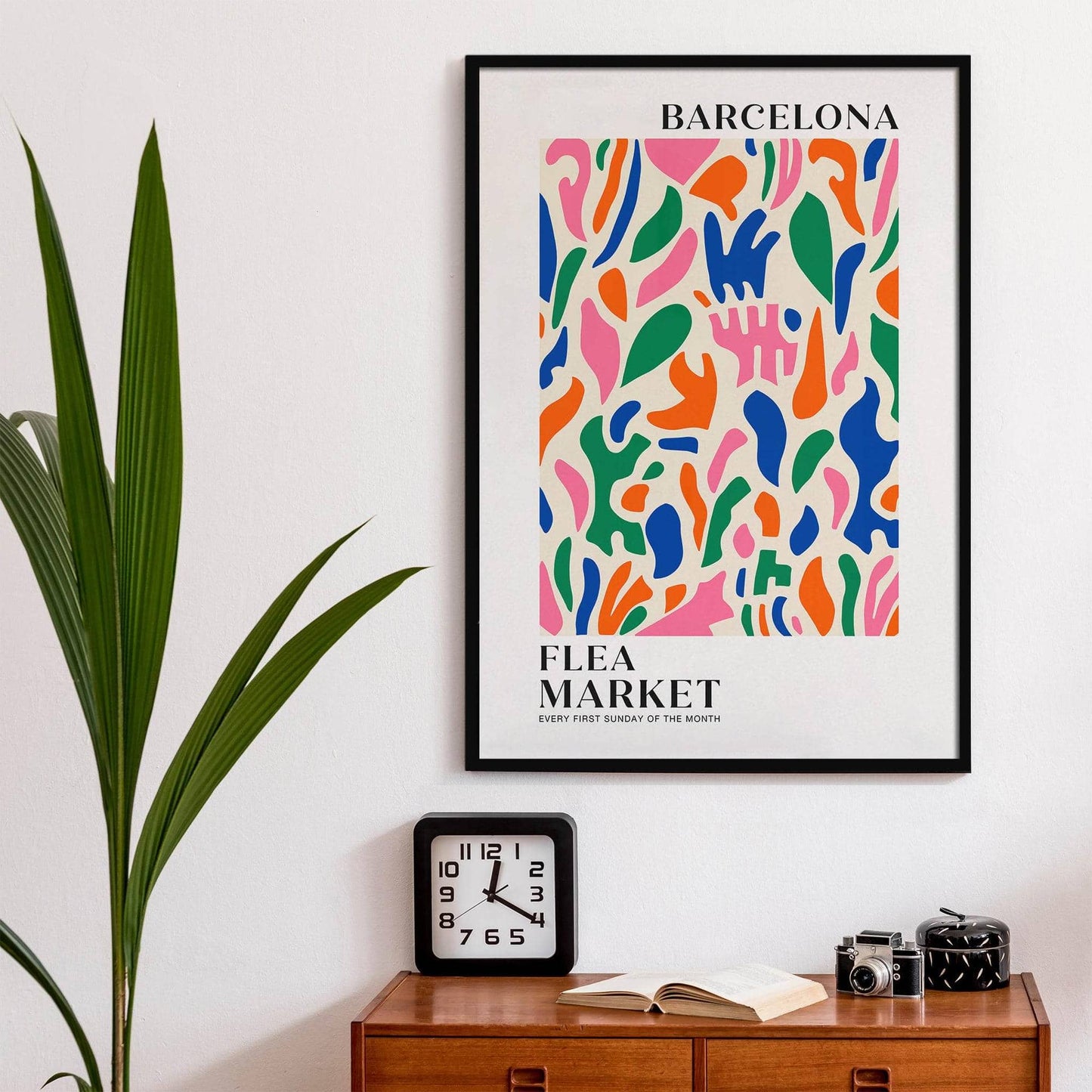 Barcelona Flea Market Poster - HypeSheriff
