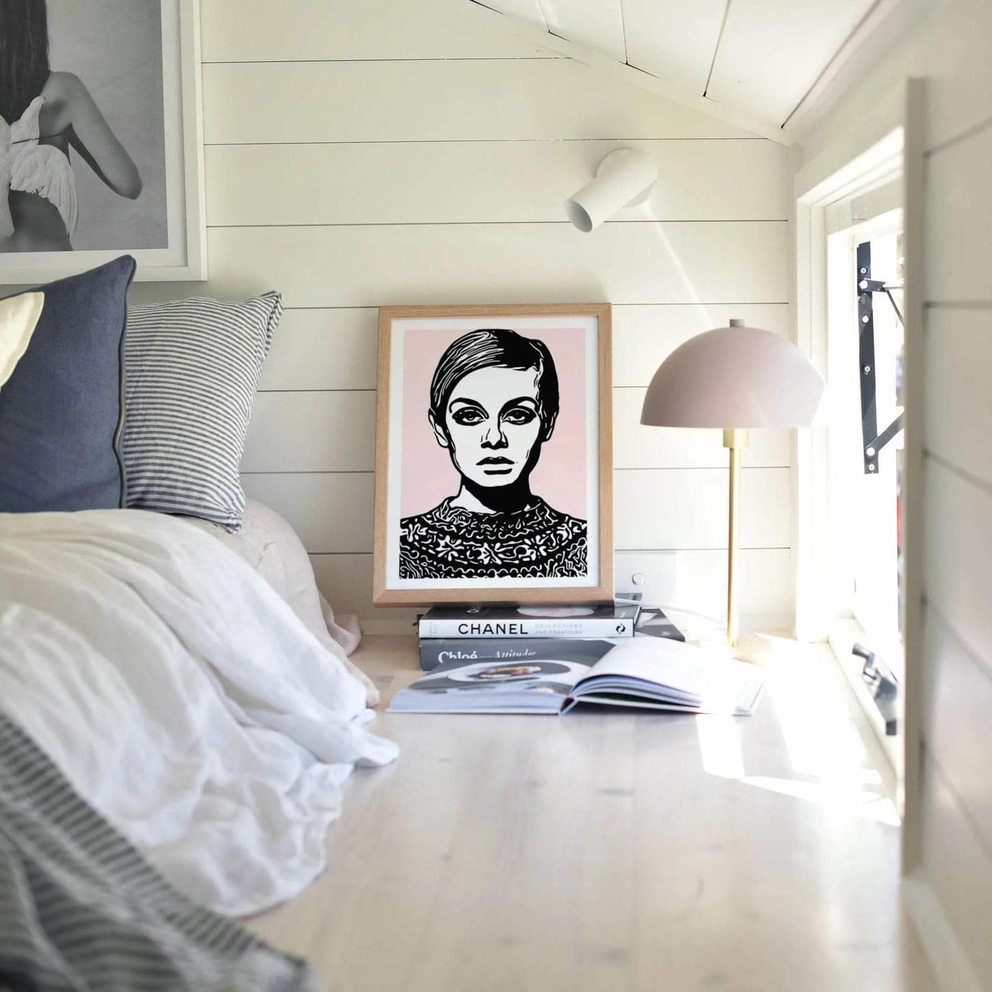 Twiggy Pink Poster - HypeSheriff