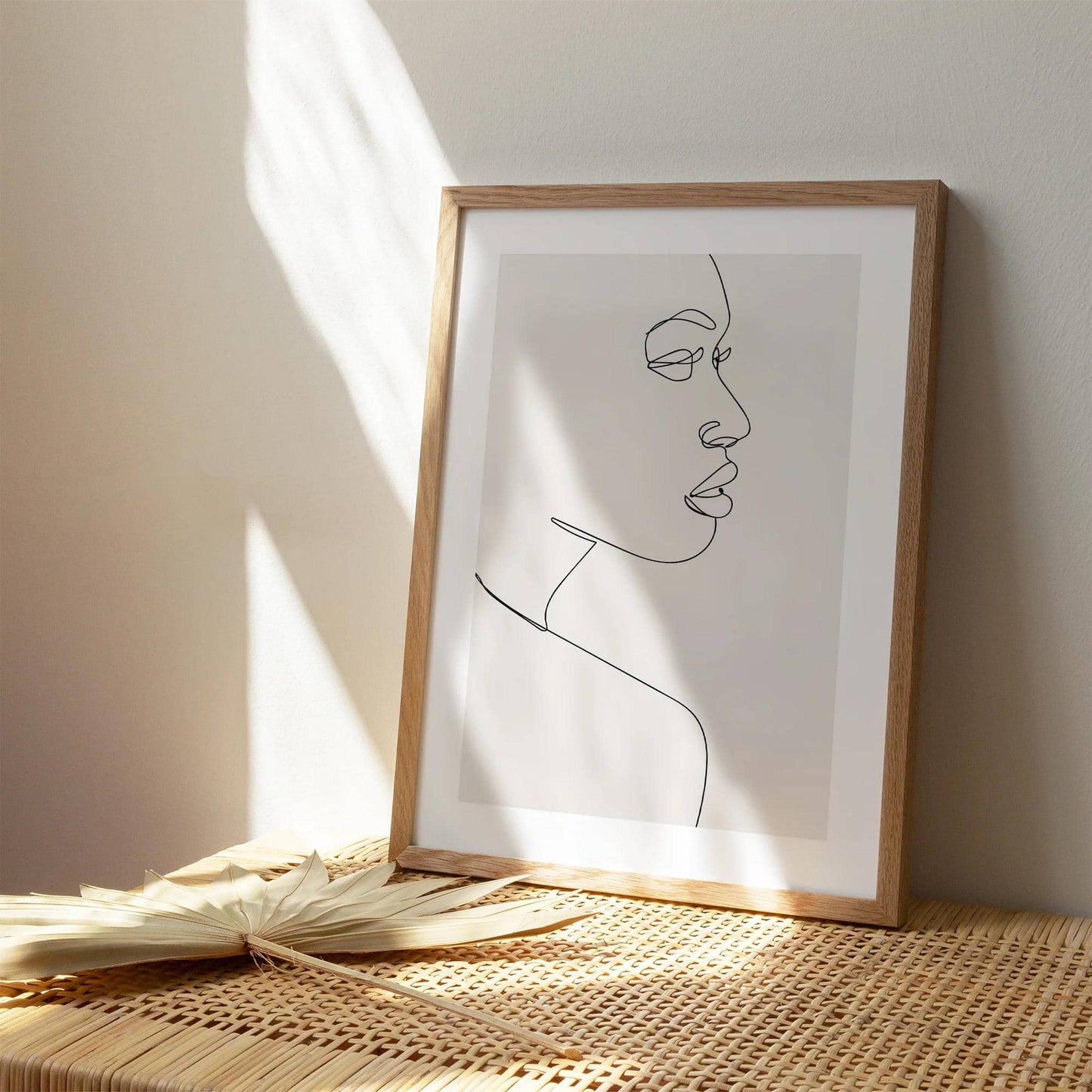 Woman One Line Poster - HypeSheriff