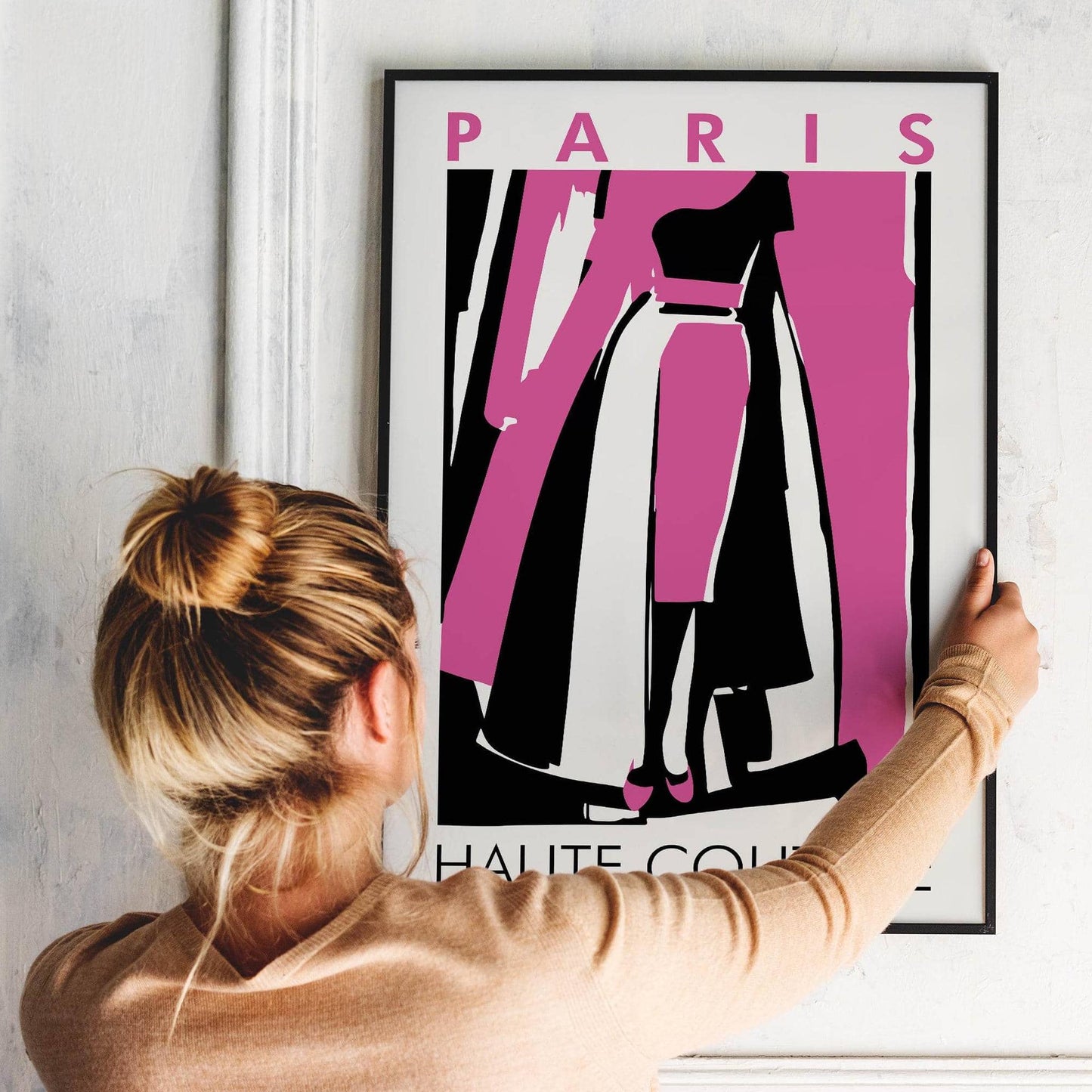 Retro Paris Haute Couture Poster - HypeSheriff