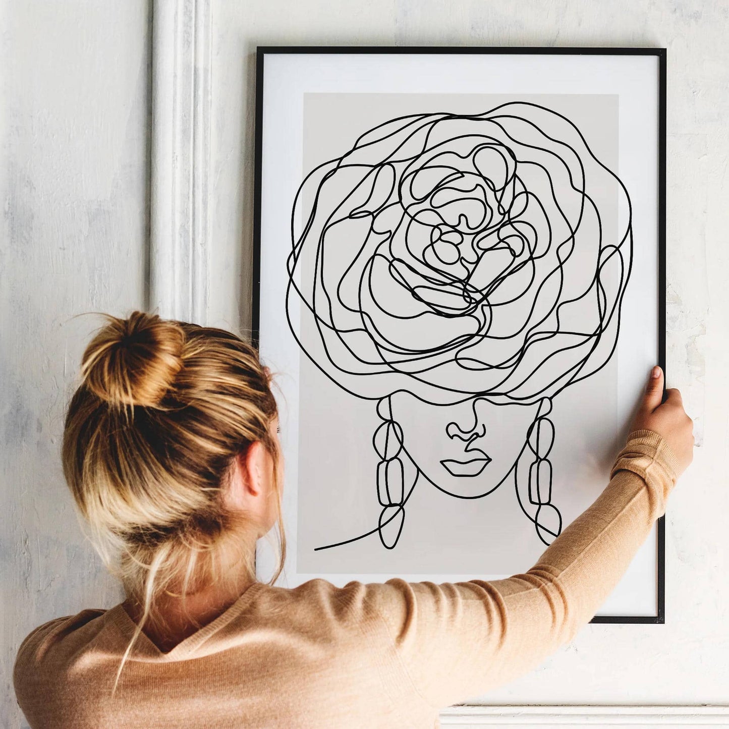 Floral Woman Line Print - HypeSheriff