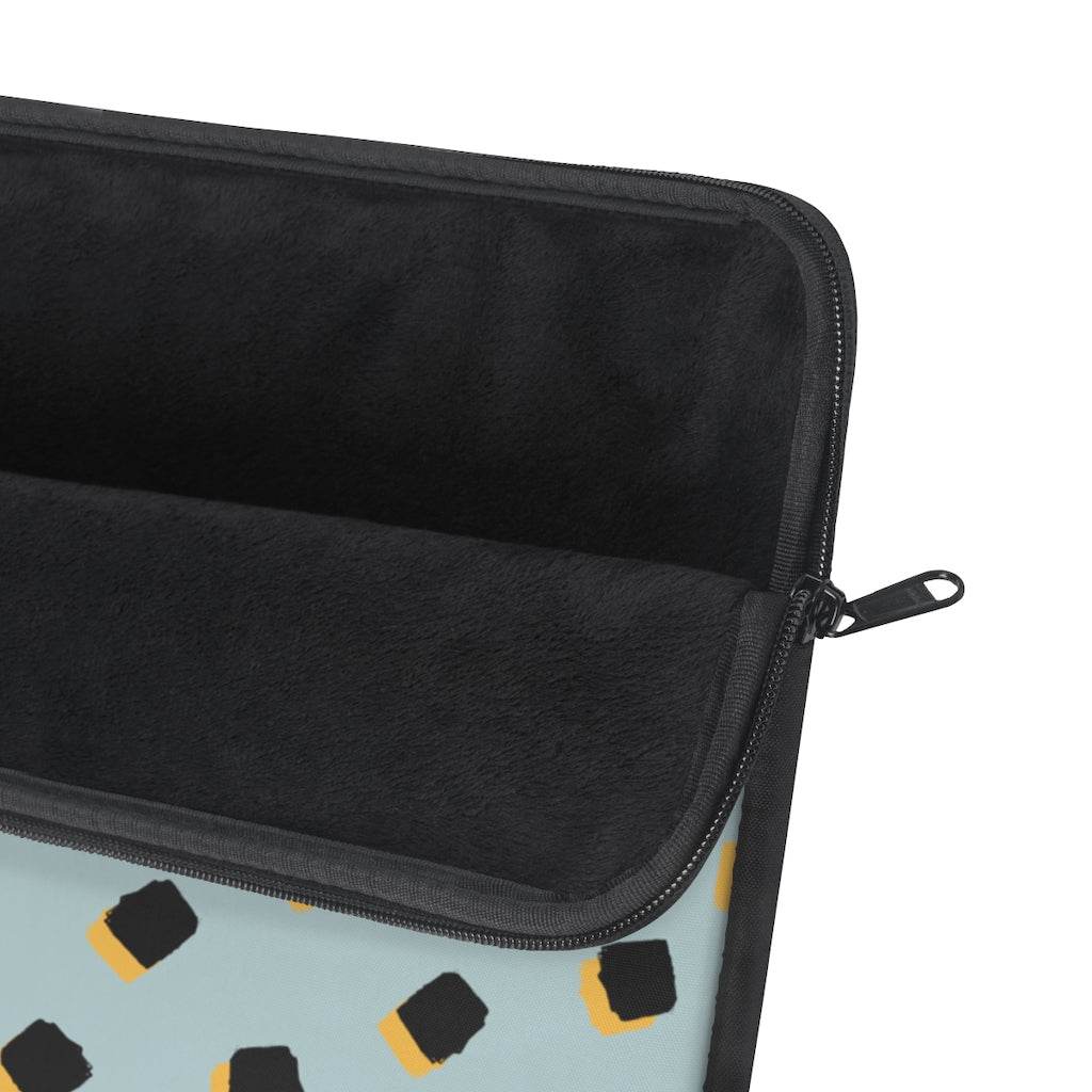 LITTLE SQUARES LAPTOP SLEEVE - HypeSheriff