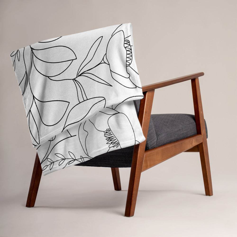 Throw Blanket with Floral Line Art - HypeSheriff