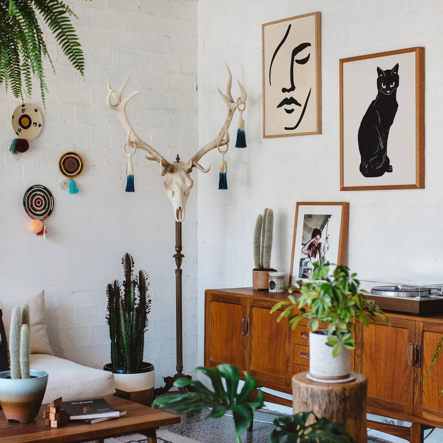 Contemporary Cat Poster - HypeSheriff