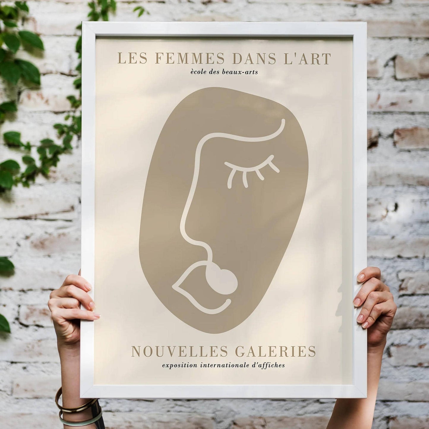 Les Femmes Dessins Poster - HypeSheriff