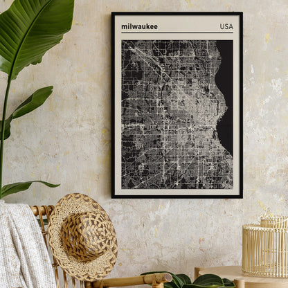 Milwaukee, USA - Black and White City Map Poster